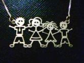 COLAR FAMILIA PAI MÃE FILHO FILHA EM PRATA
